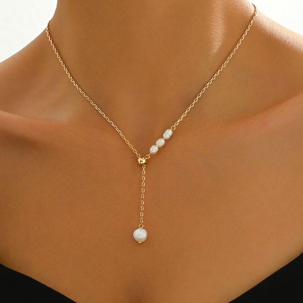 Elegant Gold-Tone Pearl Drop Necklace - Stylish  And Lightweight Jewelry For Young Women