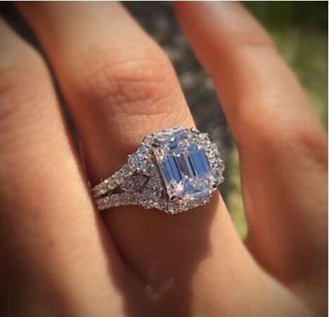 Luxury Square Crystal Zircon Stone Ring